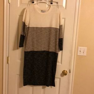 Women’s XS DE collection dress